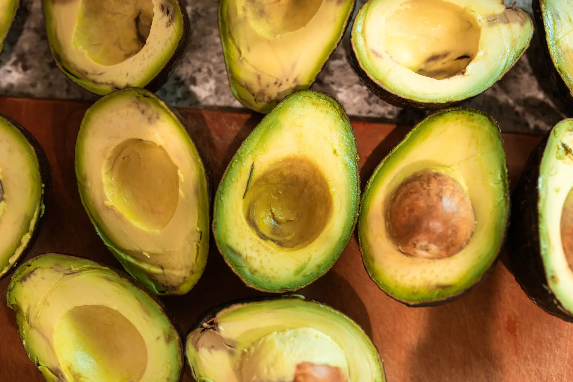 Can Chickens Eat Avocado? No, and Here Is the Evidence