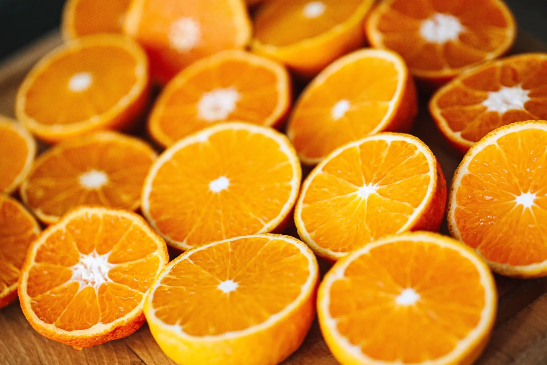 Can Chickens Eat Oranges? The Citrus Myth and Peels