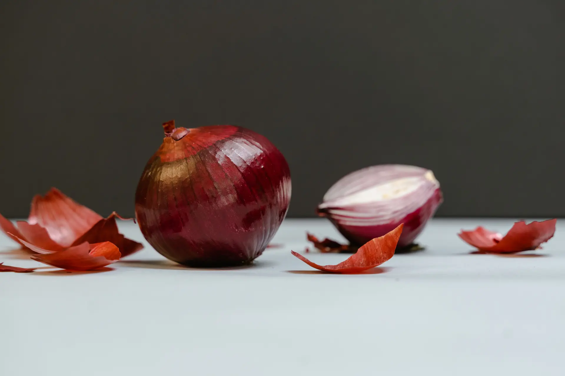 Can Chickens Eat Onions? Small Amounts Only, Here's Why