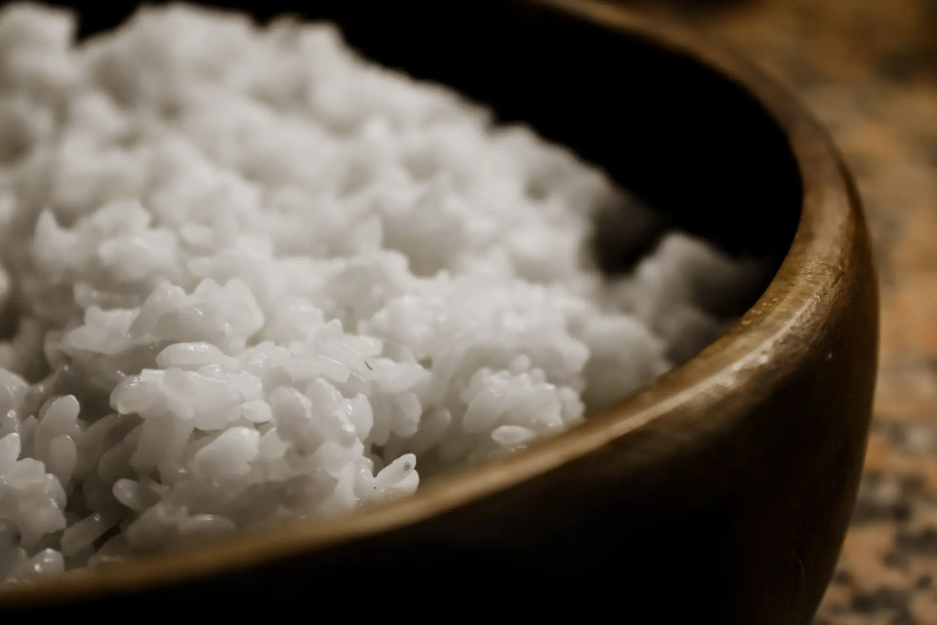 Can Chickens Eat Rice? Cooked, Raw, and the Swelling Myth